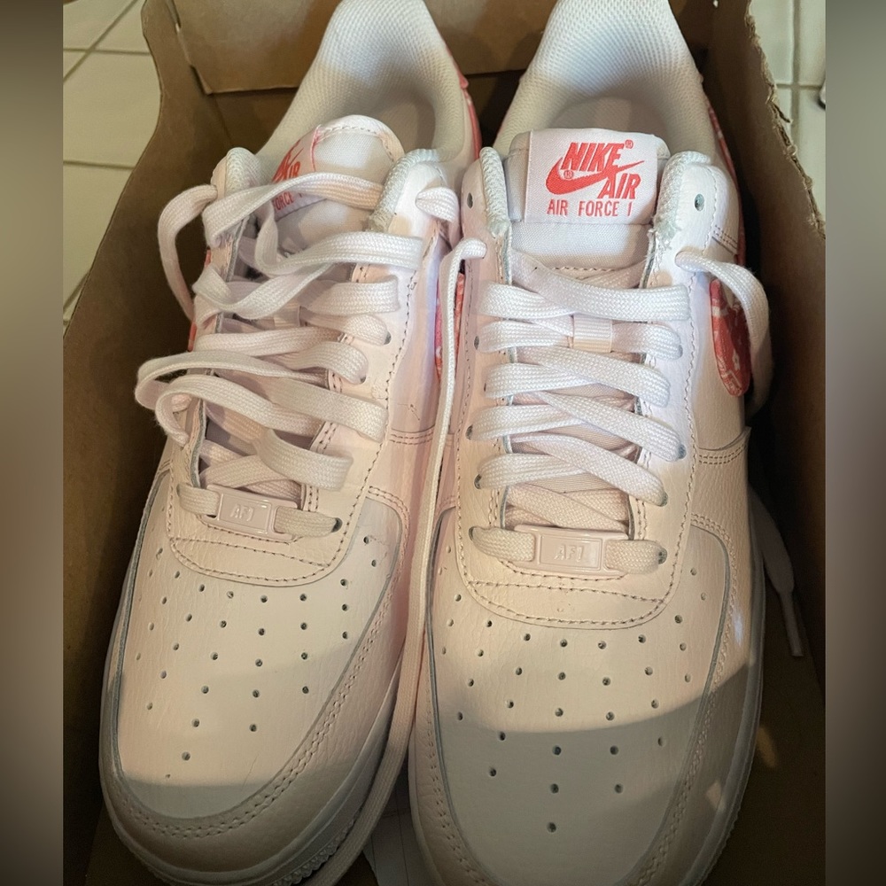 Nike Air Force 1